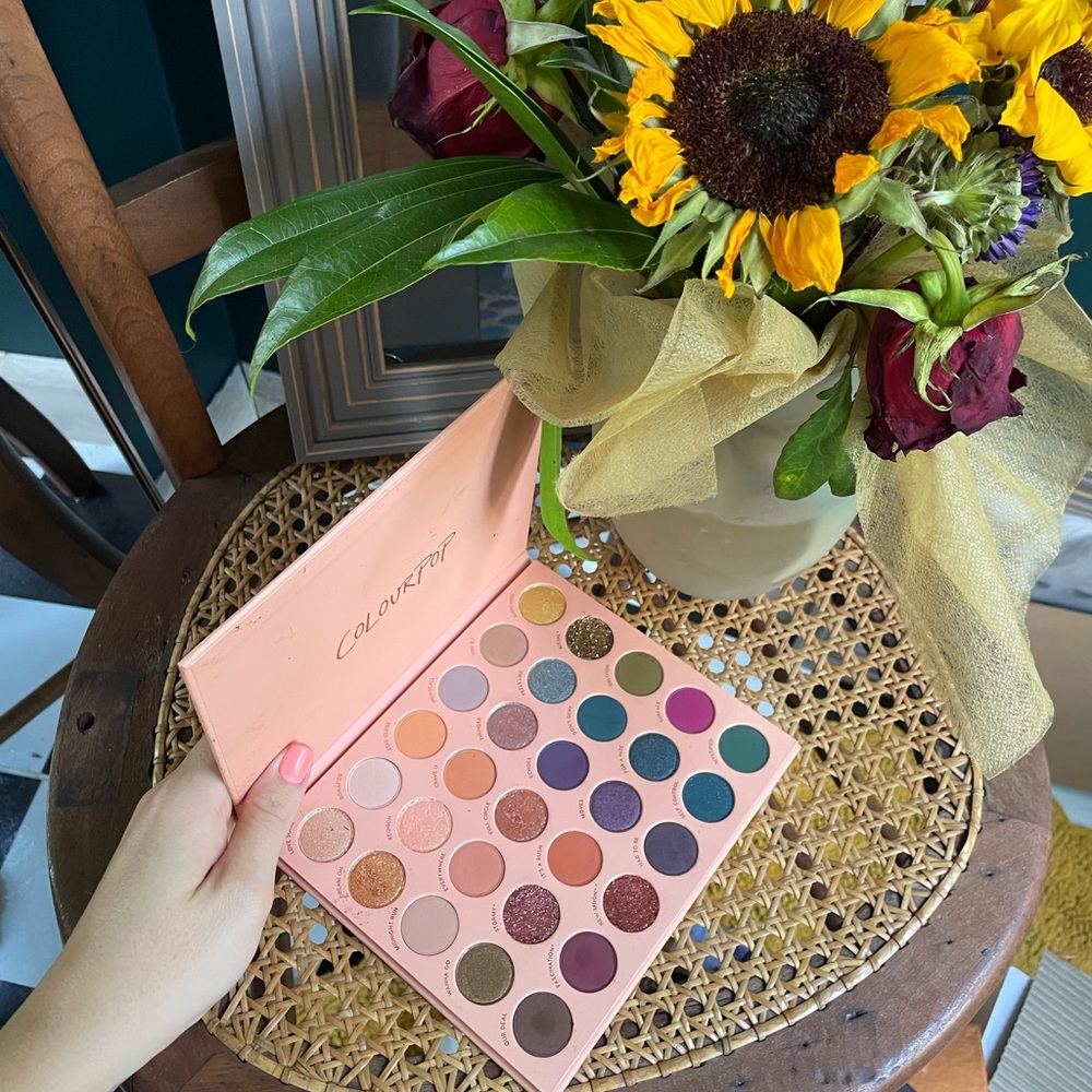 Colourpop It’s A Mood